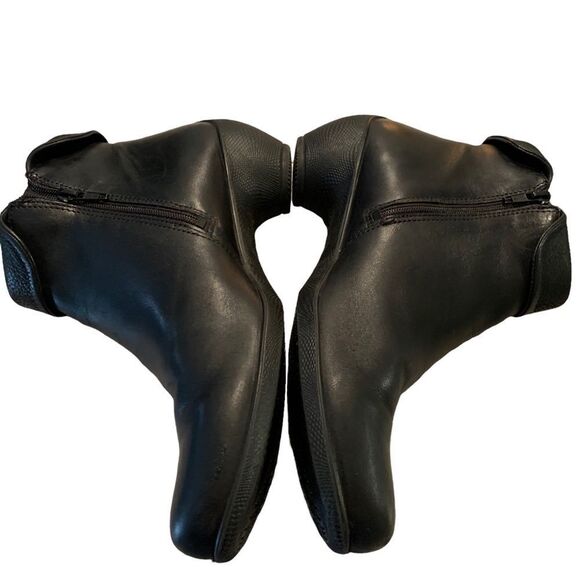 ECCO SCULPTURED 45 WOMEN'S ANKLE BOOT IN BLACK - Picture 7 of 11